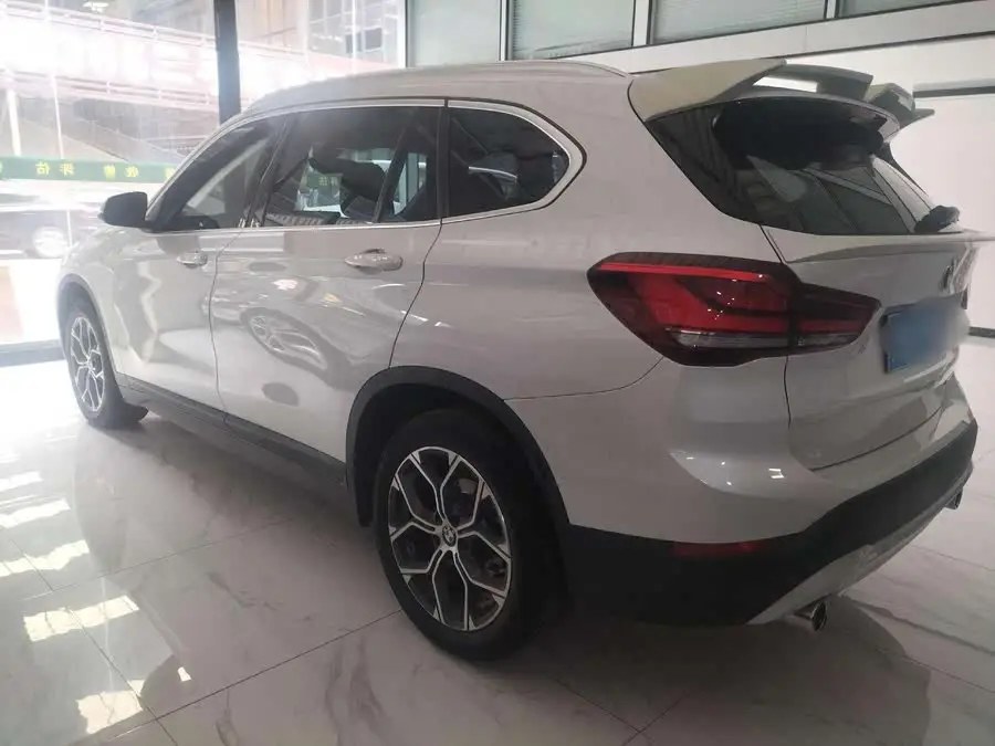 بي إم دبليو X1 2021 sDrive25Li الإصدار المتقدم