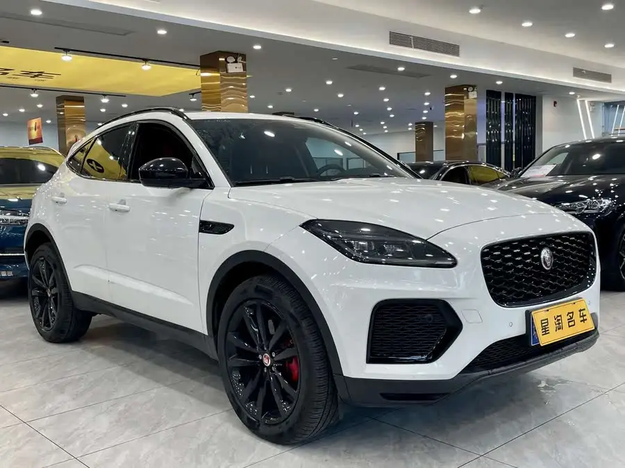 Jaguar E-PACE 2024 R-DYNAMIC SE BLACK