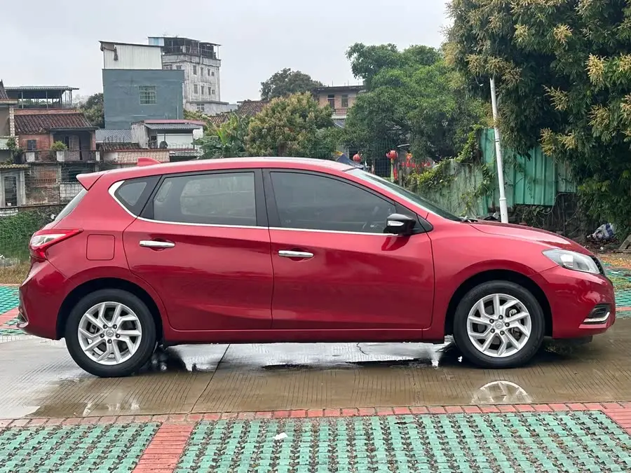 نيسان تييدا 2021 1.6 لتر CVT الذكي