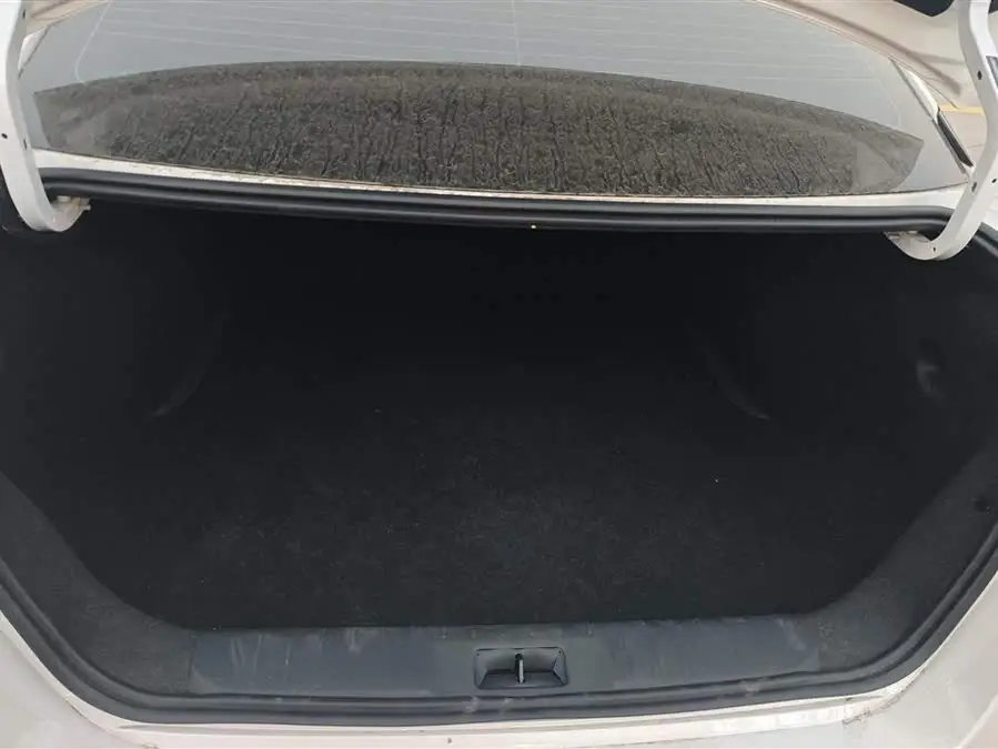 2023 نيسان سيلفي 1.6 لتر CVT إديشن إنجوَي