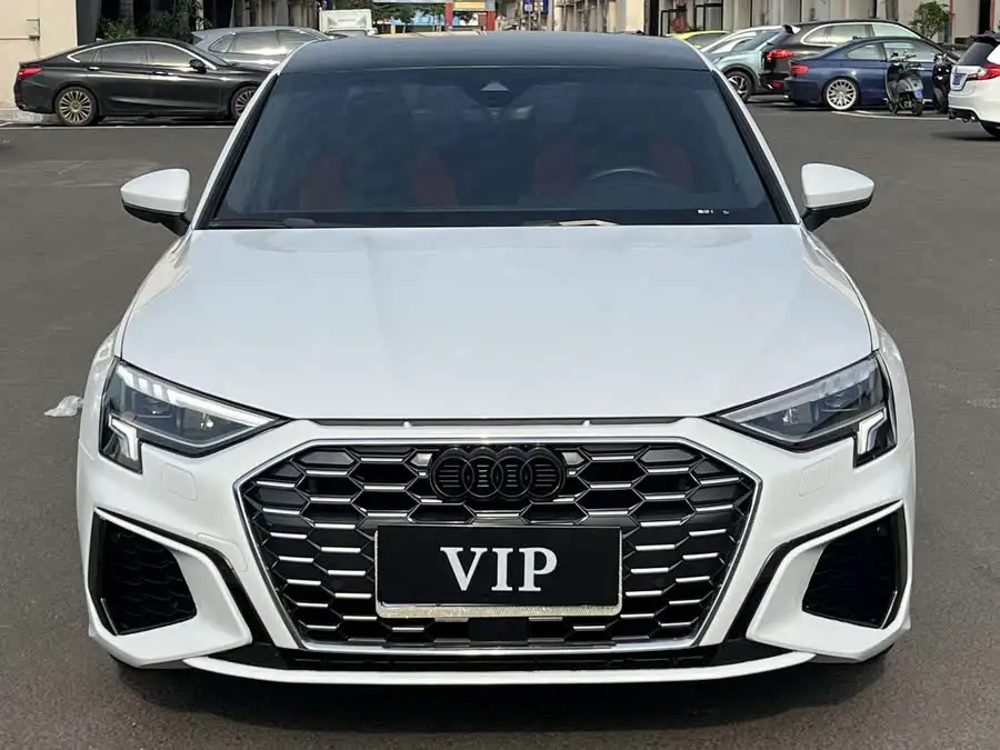 أودي A3 طراز 2021 A3L ليموزين 35 TFSI طراز رياضي متقدم