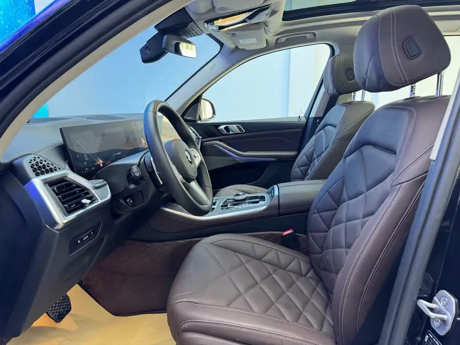 2023 BMW X5 xDrive 30Li M Sport Night Package