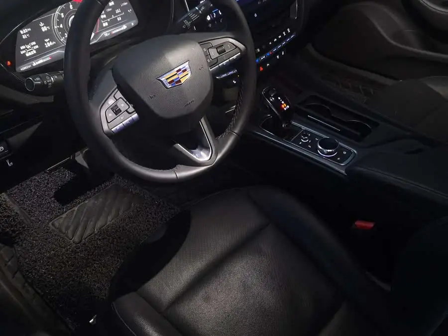 Cadillac CT5 2023 28T Luxury (Standard Edition)