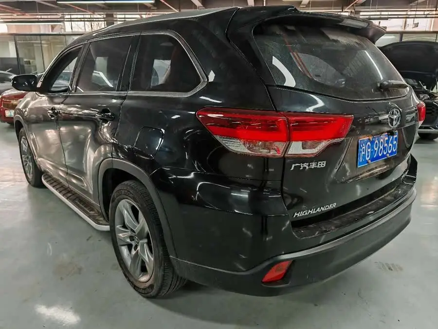 هايلاندر 2018 2.0T دفع رباعي فخم 7 مقاعد معيار VI