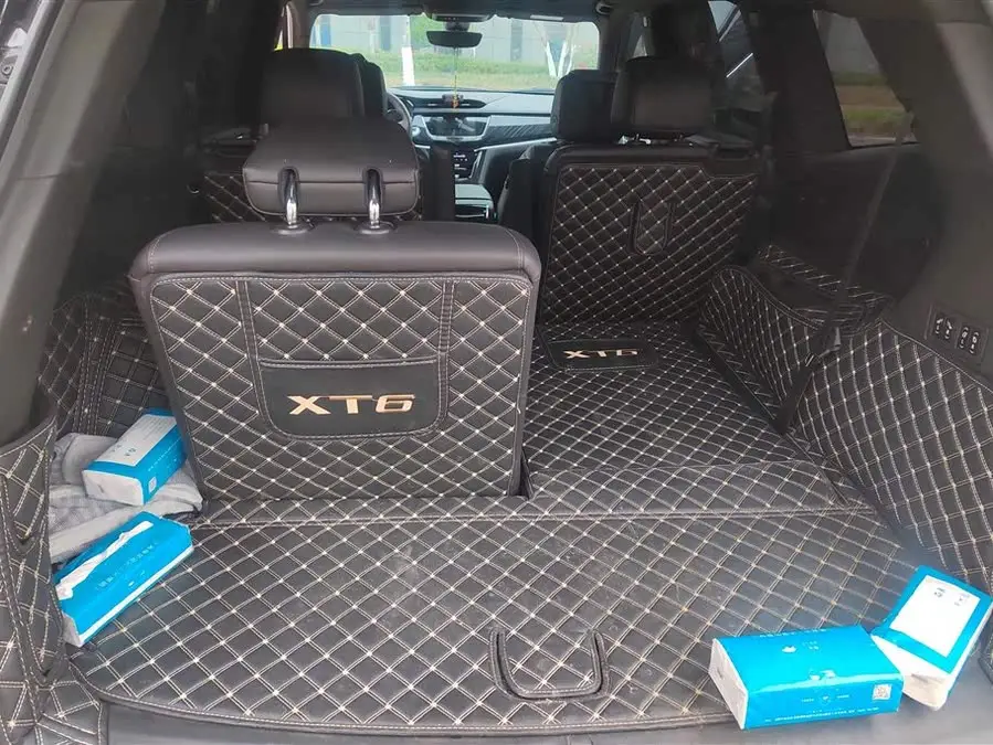 كاديلاك XT6 2022 2.0T نموذج ستة مقاعد دفع ثنائي فاخرة