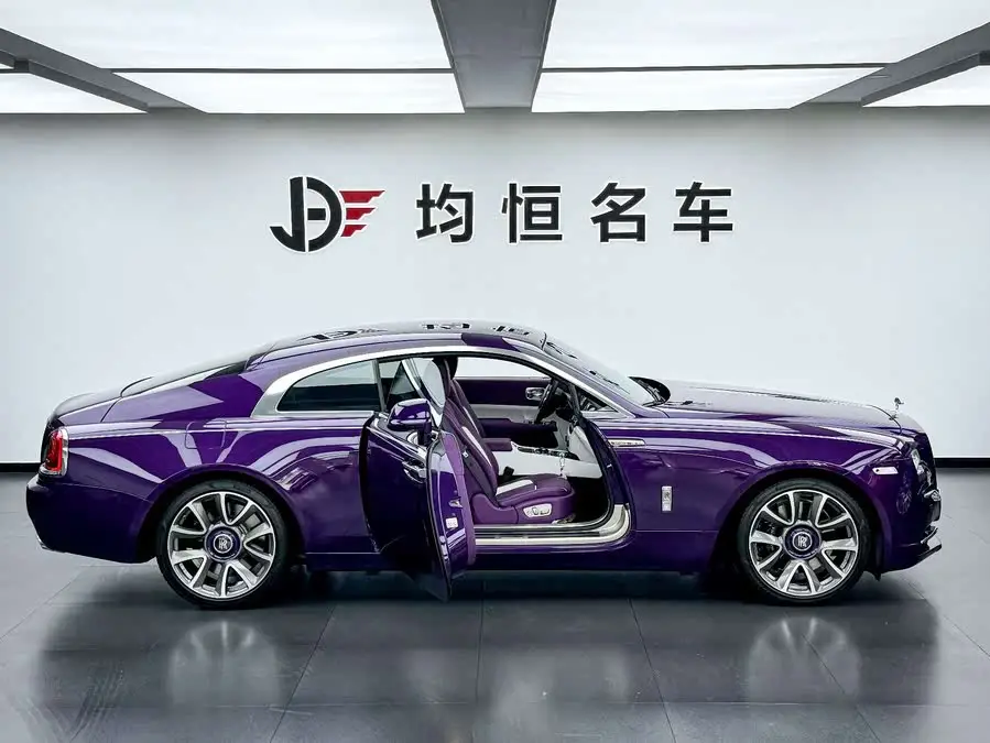 فانتوم 2018 6.6T النسخة القياسية