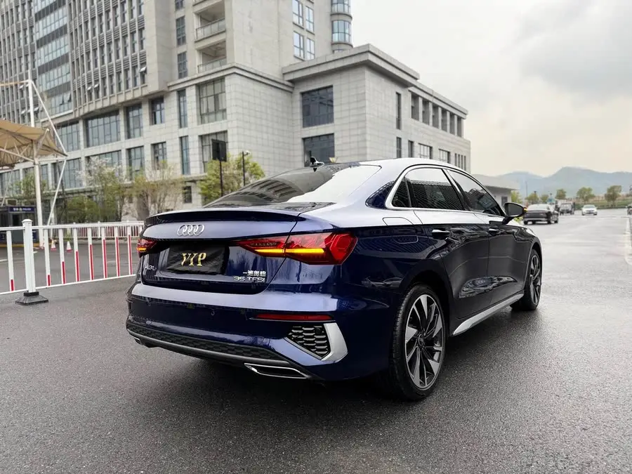 Audi A3 2023 A3L Limousine 35 TFSI Elegance