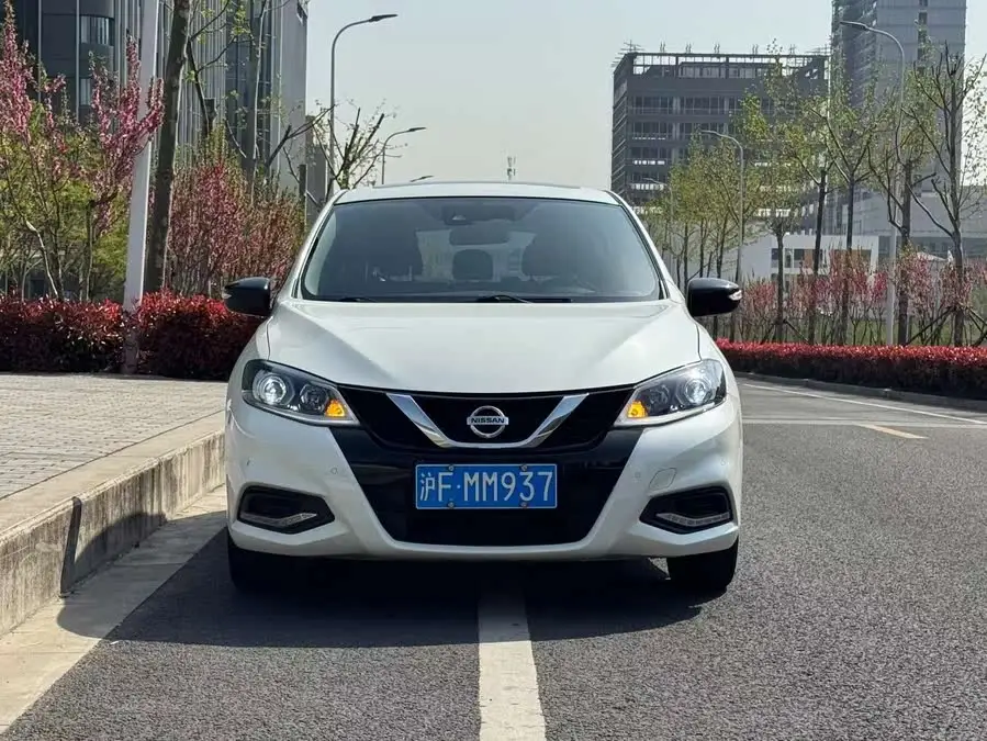 نيسان تييدا 2021 1.6 لتر CVT النسخة الذكية