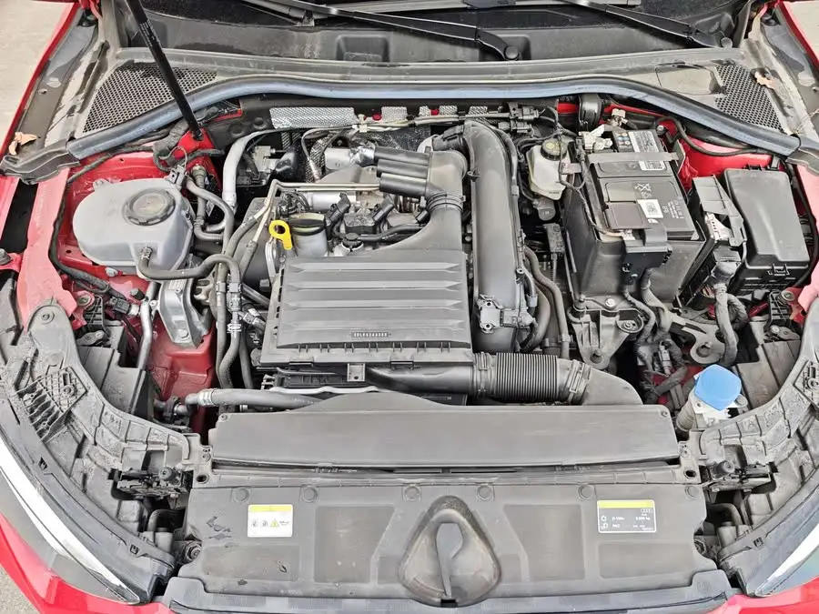 أودي A3 2023 الطراز المحدّث A3L ليموزين 35 TFSI الطراز الرياضي الأنيق