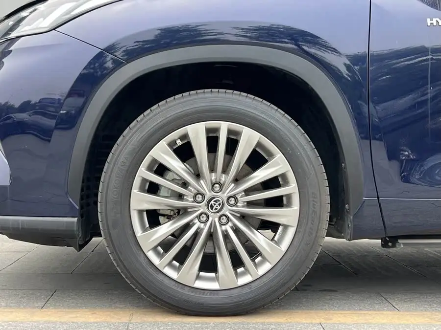 Highlander 2022 Hybrid 2.5L AWD Premium 7-Seater