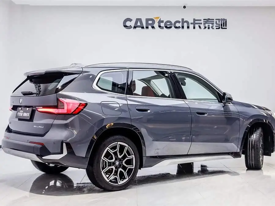 بي إم دبليو X1 2023 sDrive25Li حزمة تصميم X