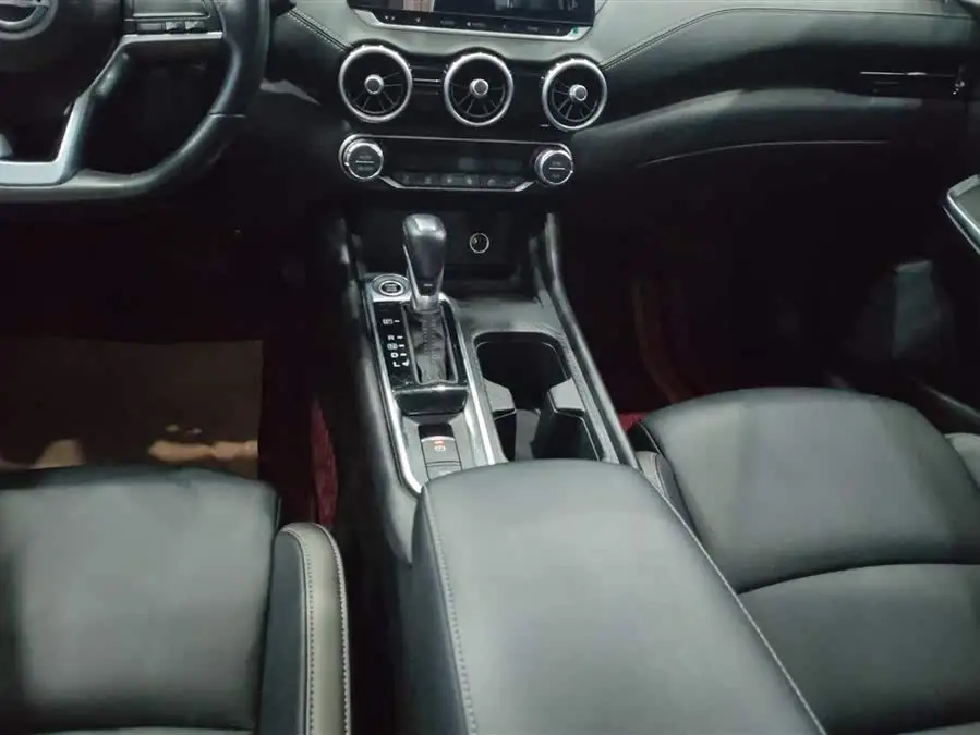 2022 نيسان سيلفي 1.6 لتر XL CVT إصدار الاستمتاع