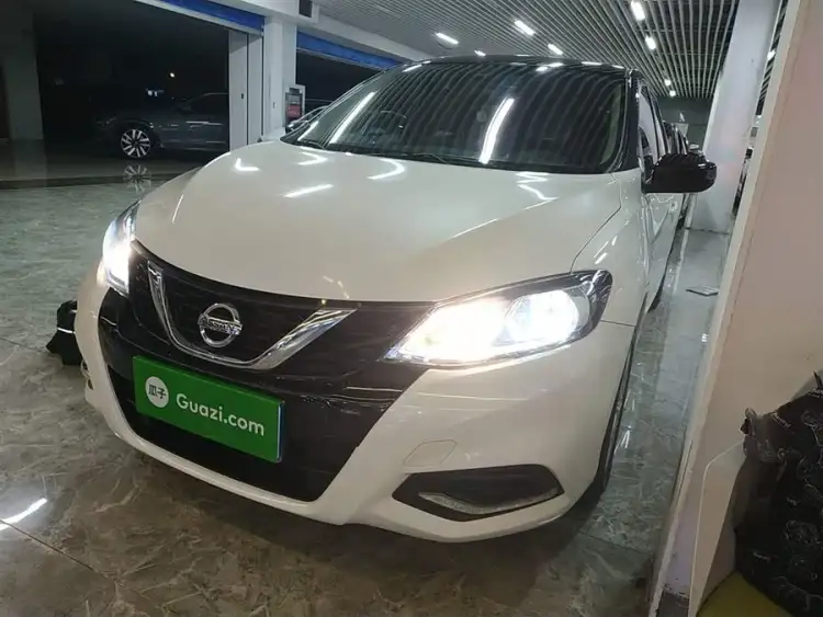 Nissan Tiida 2021 1.6L CVT Cool Version