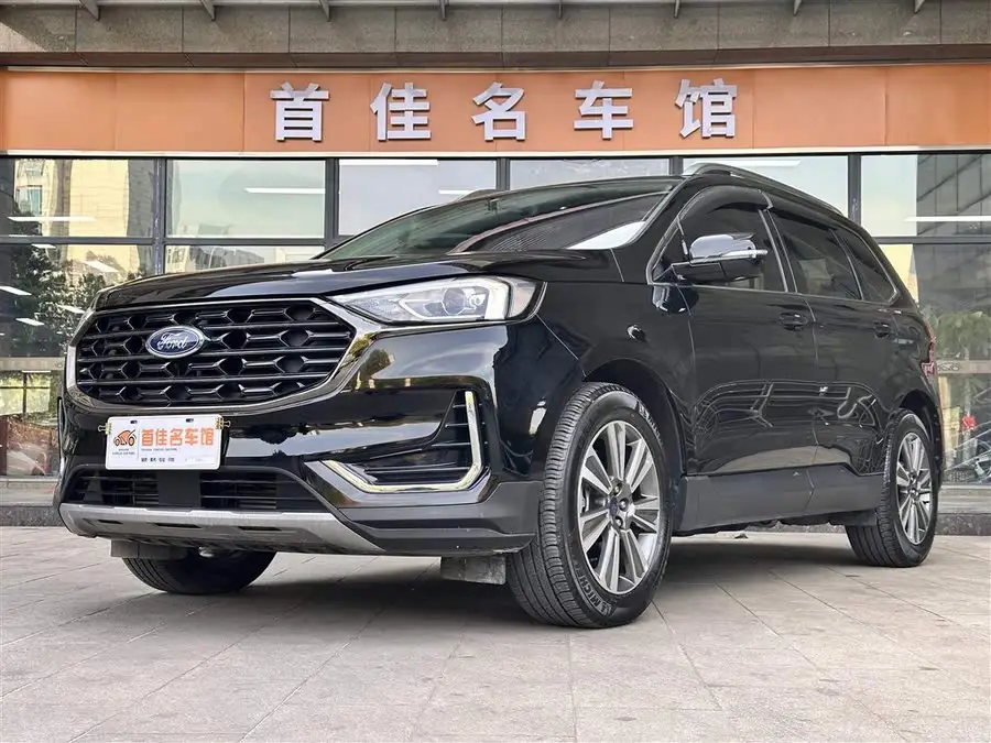 2021 Ford Edge PLUS EcoBoost 245 FWD Platinum 5-seater