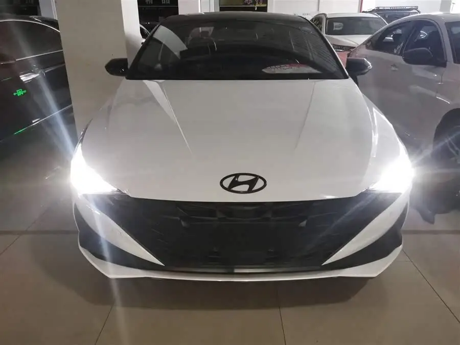 إلنترا 2022 1.5 لتر CVT الإصدار الذكرى العشرون