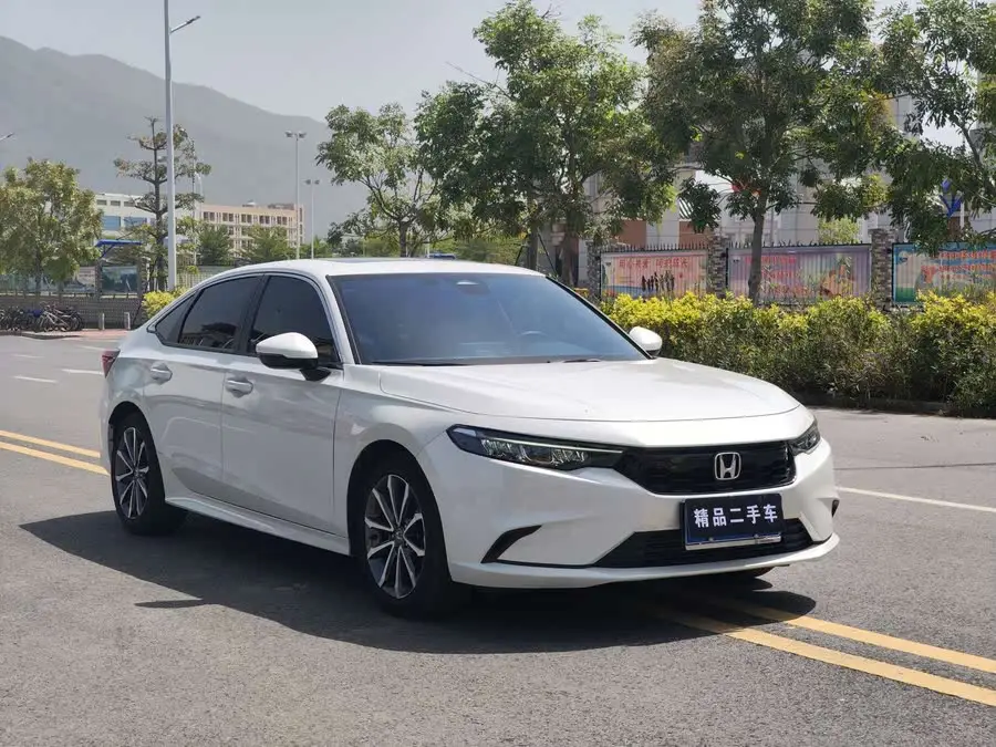 2023 Model 240TURBO CVT Luxury Edition