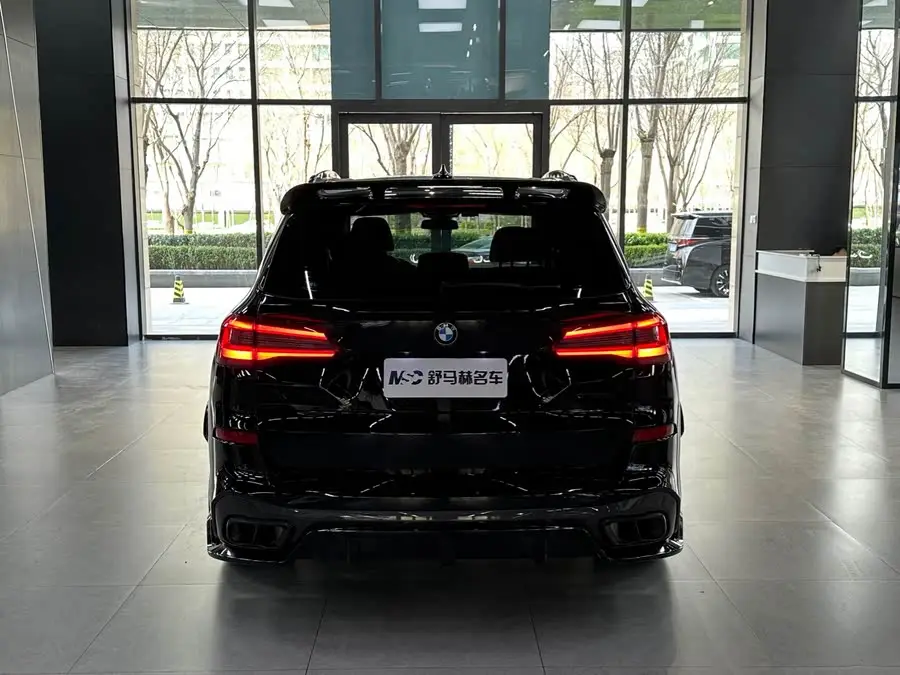 بي إم دبليو X5 موديل 2022 تحديث xDrive 40Li حزمة M الرياضية