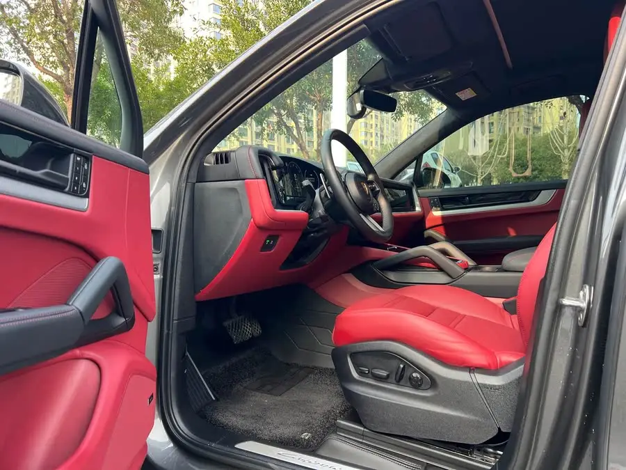 2024 Cayenne Cayenne 3.0T