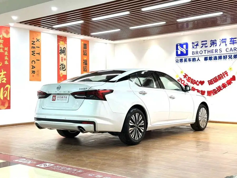 تينلاي 2024 2.0 لتر XE النسخة الحقيقية