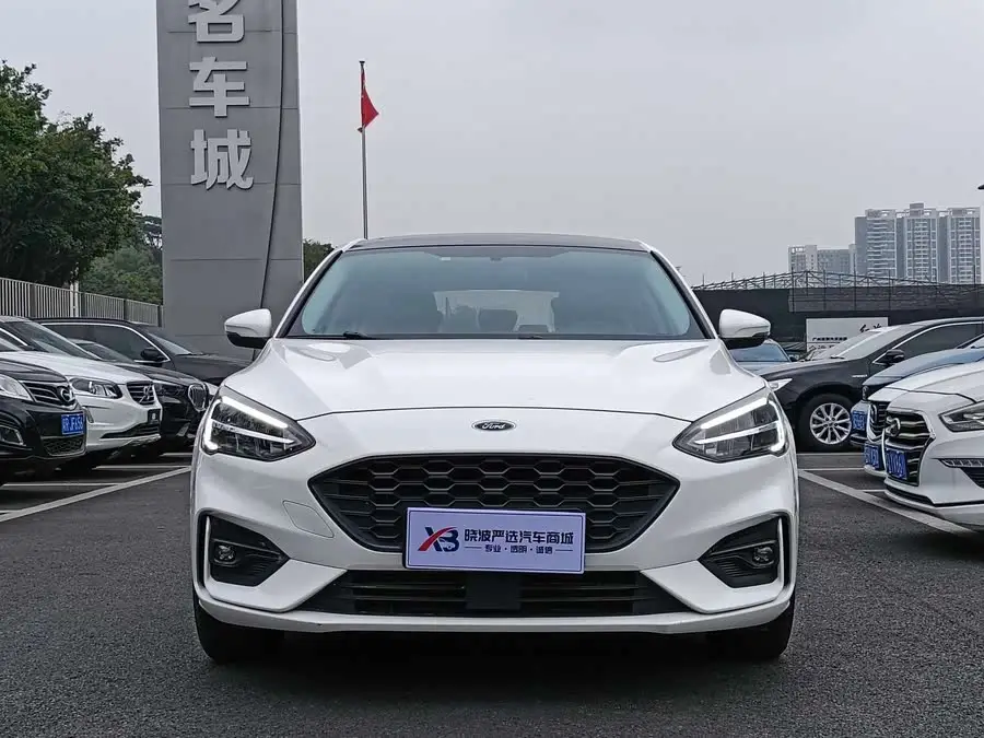 2020 فورد فوكس 2.0 إيكو بوست 180 أوتوماتيكي تريند