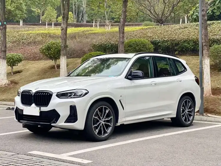 BMW X3 2023 xDrive30i Leading Model M Night Package