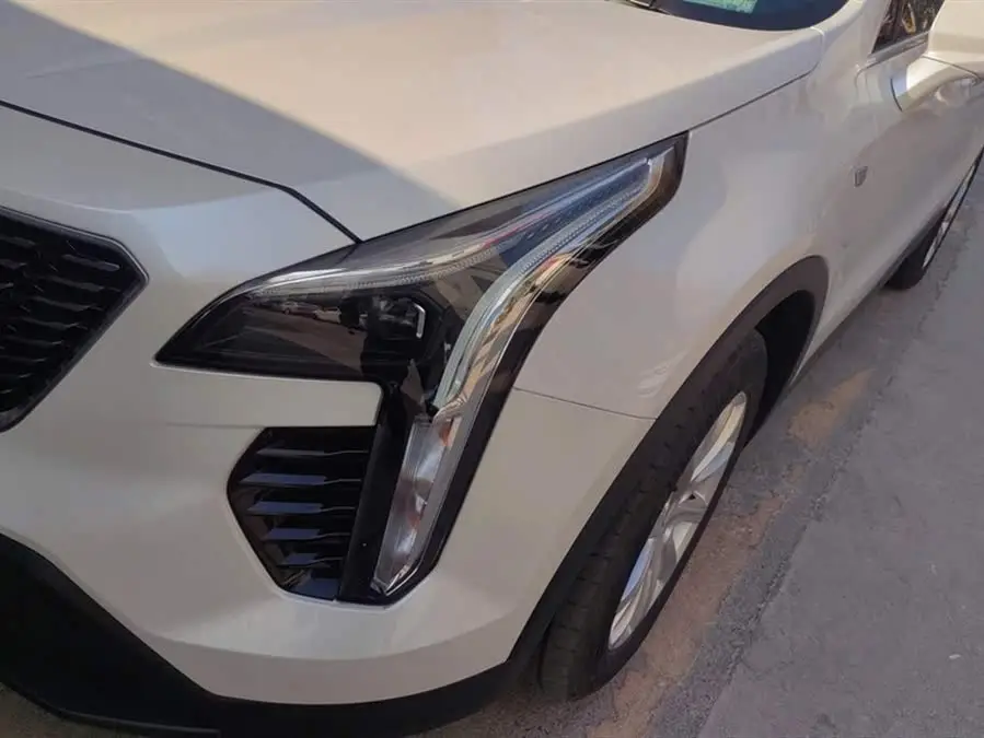 Cadillac XT4 2022 28T FWD Luxury