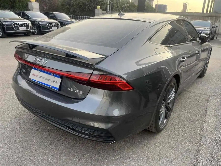 Audi A7 2023 45 TFSI Premium