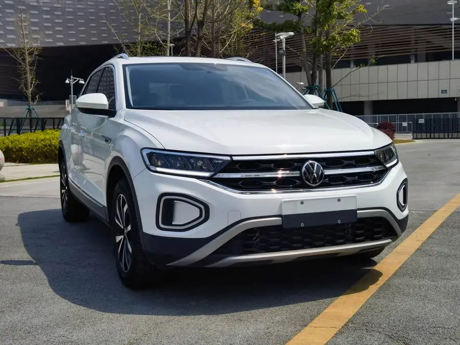 ت-روك 2023 موديل 280TSI DSG دفع ثنائي إصدار الزمن