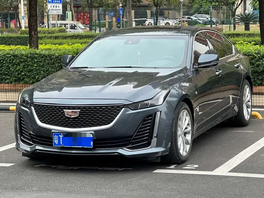 كاديلاك CT5 2021 28T فاخرة