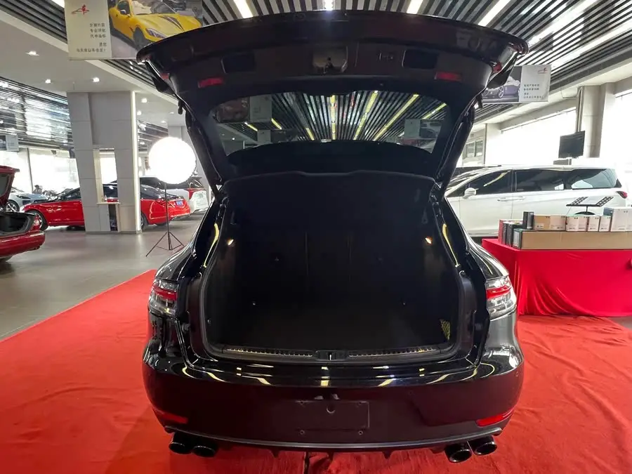 2021 Macan Macan 2.0T