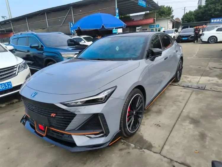 Changan UNI-V 2022 1.5T Sport Edition