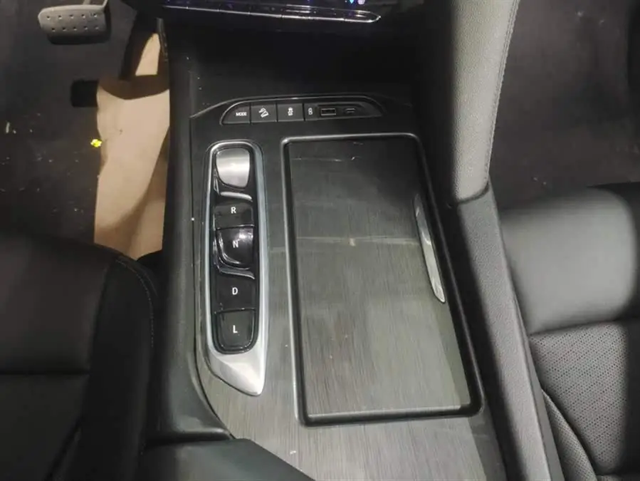 2020 بايك إنكلاف 28T دفع رباعي بريميوم