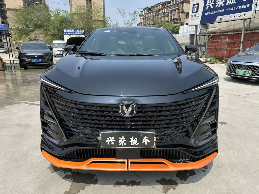 شانجان UNI-T 2023 الجيل الثاني 1.5T نسخة رياضية رائدة