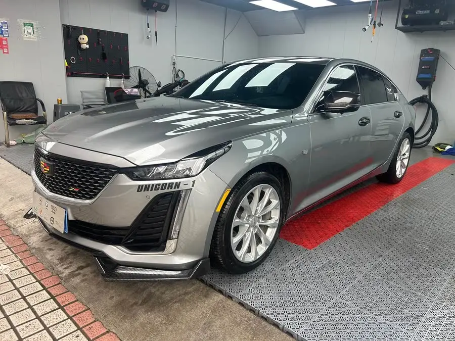 كاديلاك CT5 2023 28T الفاخرة (النسخة القياسية)