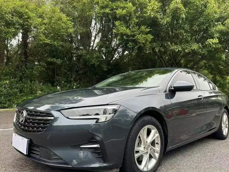 Regal 2021 552T Elite