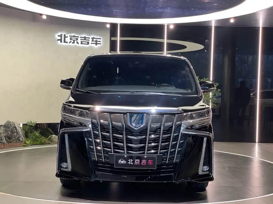 ألفارد 2021 هجين 2.5 لتر نسخة متميزة