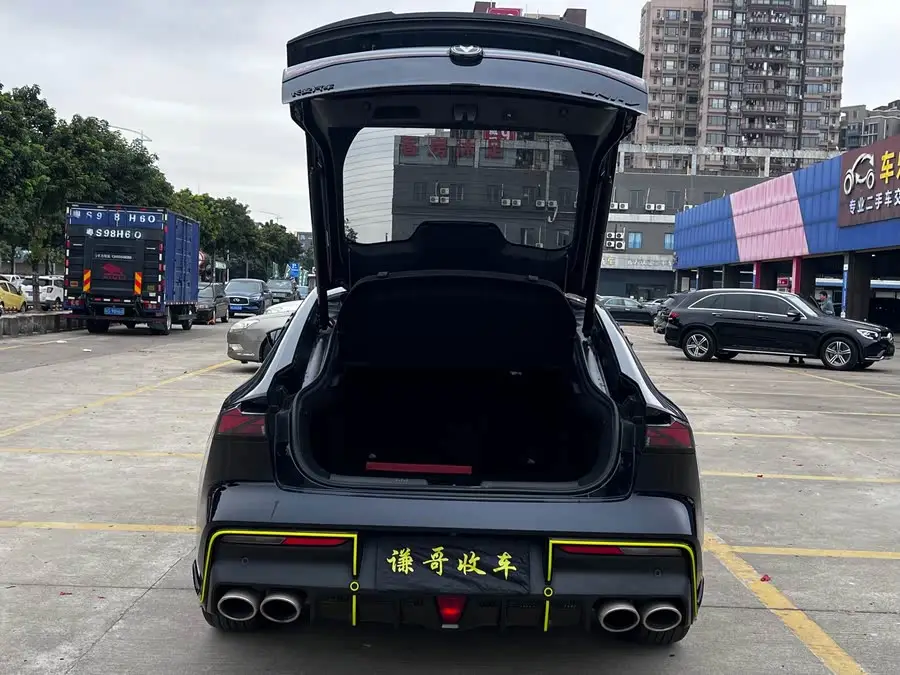 شانجان UNI-V 2022 1.5T الإصدار الرياضي