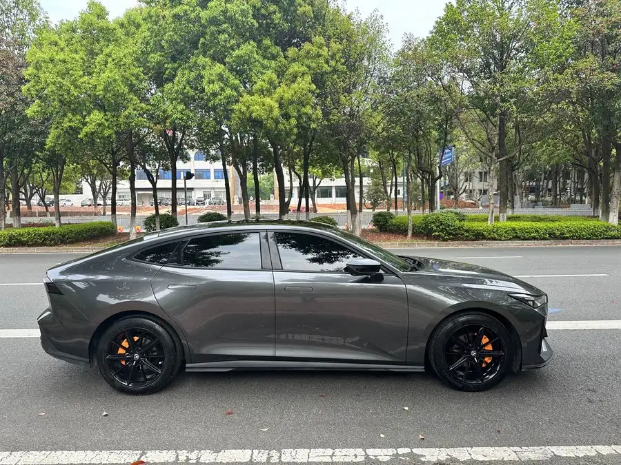 Changan UNI-V 2022 1.5T Sport Version