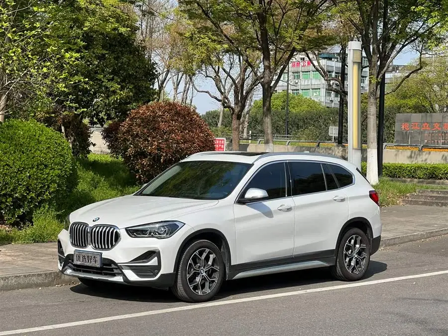 BMW X1 2022 sDrive20Li Luxury Edition