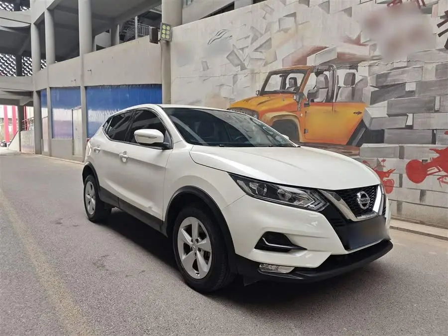 2021 نيسان إكس-تريل 2.0 لتر نسخة ذكية