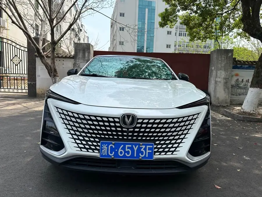 تشانغان UNI-T 2020 1.5T فلاجشيب