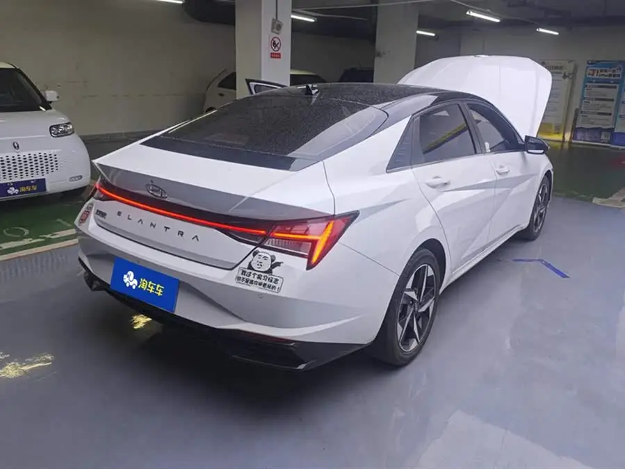 إيلانتر 2022 1.5 لتر CVT LUX المتميز