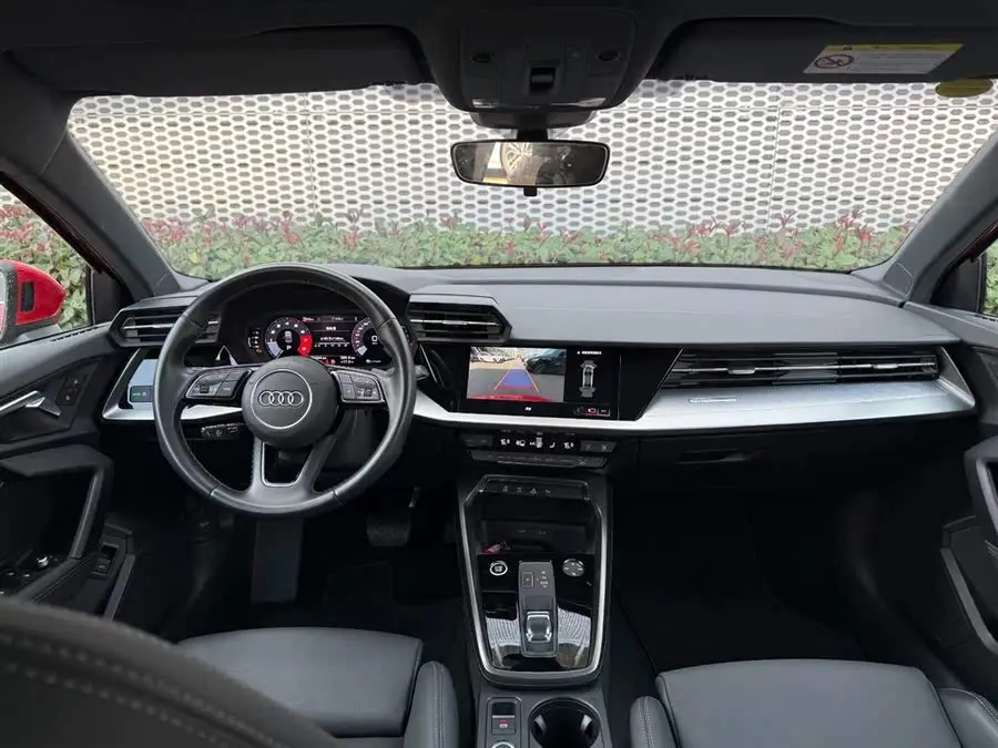 أودي A3 2022 A3L ليموزين 35 TFSI الطراز الرياضي الأنيق