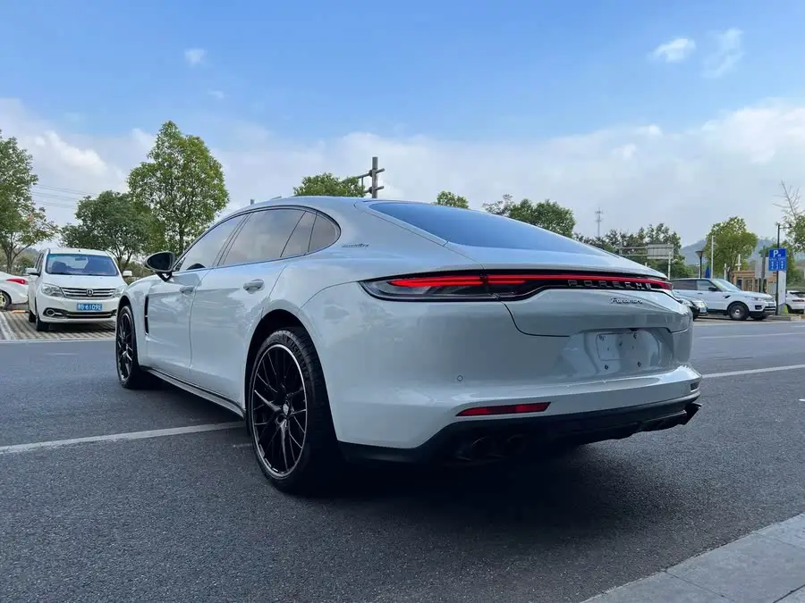 2023 Panamera 4 Executive LWB 2.9T