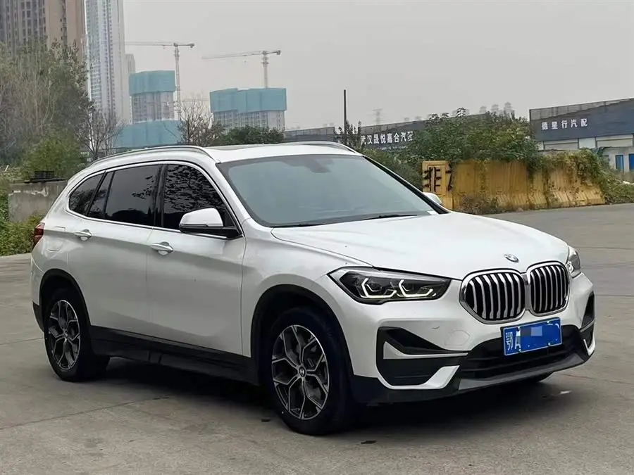 BMW X1 2020 sDrive25Li Leading Version