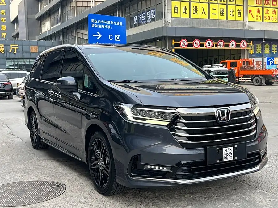 أوديسي 2022 2.0 لتر e:HEV إصدار شارب