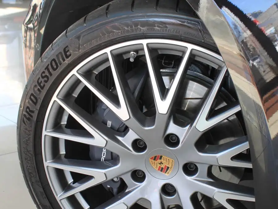 2024 Porsche Panamera 4 Executive Long Wheelbase 2.9T