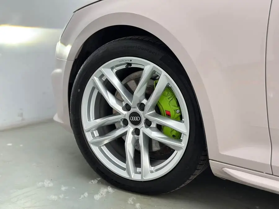 Audi A4 (imported) 2020 Avant Pioneer 40 TFSI Luxury Dynamic