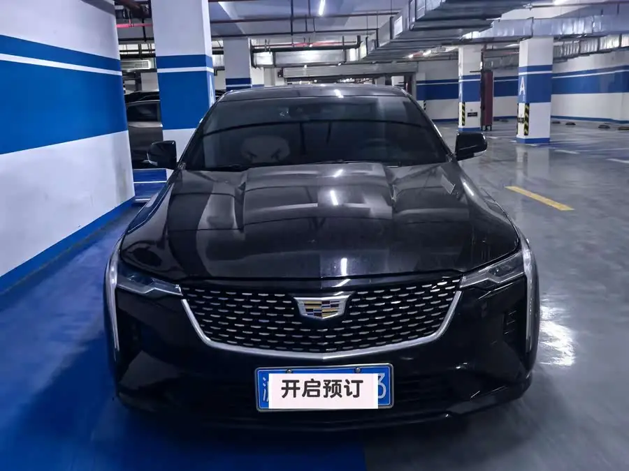 كاديلاك CT4 2023 25T الفاخرة