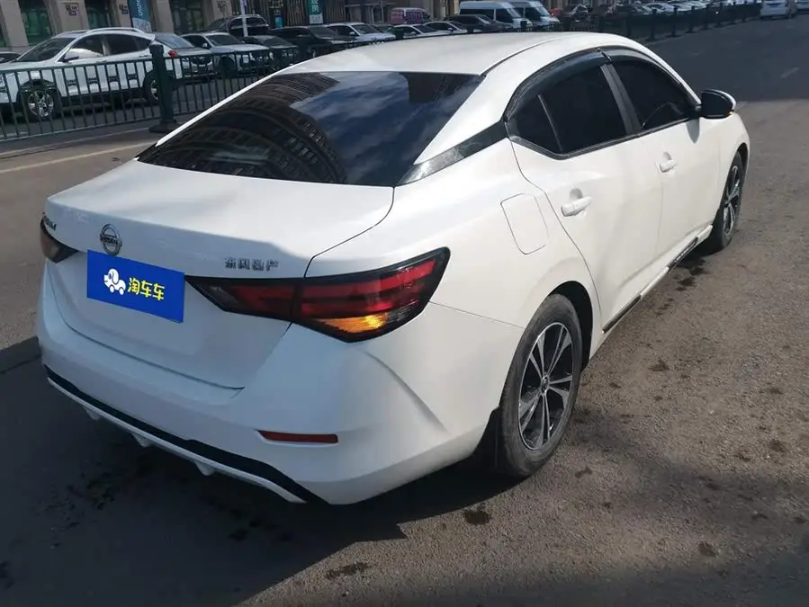 نيسان سيلفي 2022 1.6 لتر XL CVT إصدارة الاستمتاع